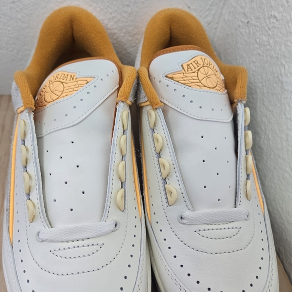 AIR JORDAN 2 RETRO LOW Sail/Melon Tint-Light Curry  DV9956-118 - Picture 4 of 7
